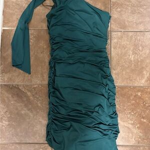 Julia Jordan Green One Shoulder Ruched Midi Dress
